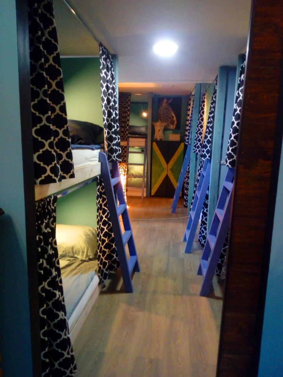 Nappark Hostel ベオグラード エクステリア 写真
